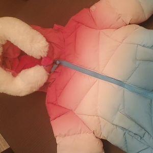 Snozu Snowsuit size 2T. Excellent condition.